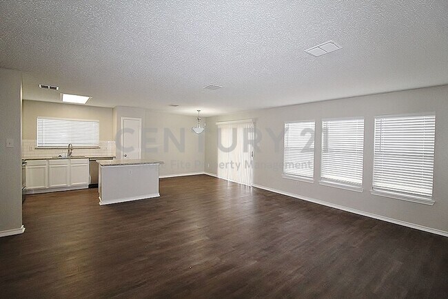 Building Photo - Beautiful 3/2/2 in Cedar Hill For Rent!