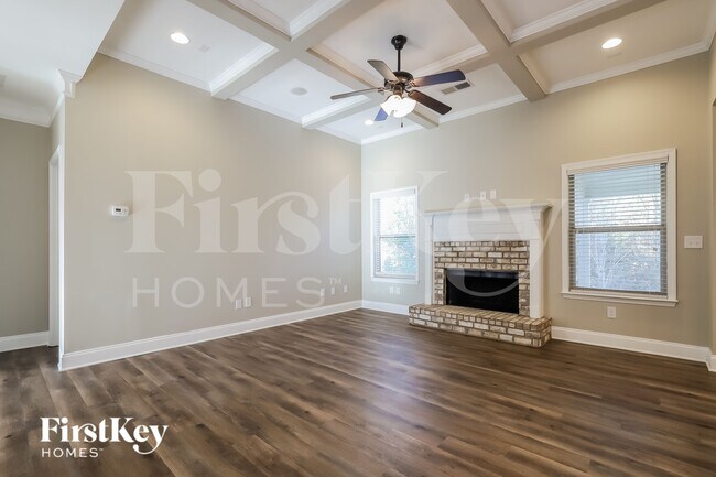 Foto del edificio - 4351 Highland Gate Pkwy