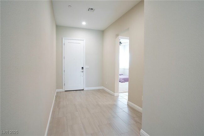 Building Photo - 9057 Skye Treeline St