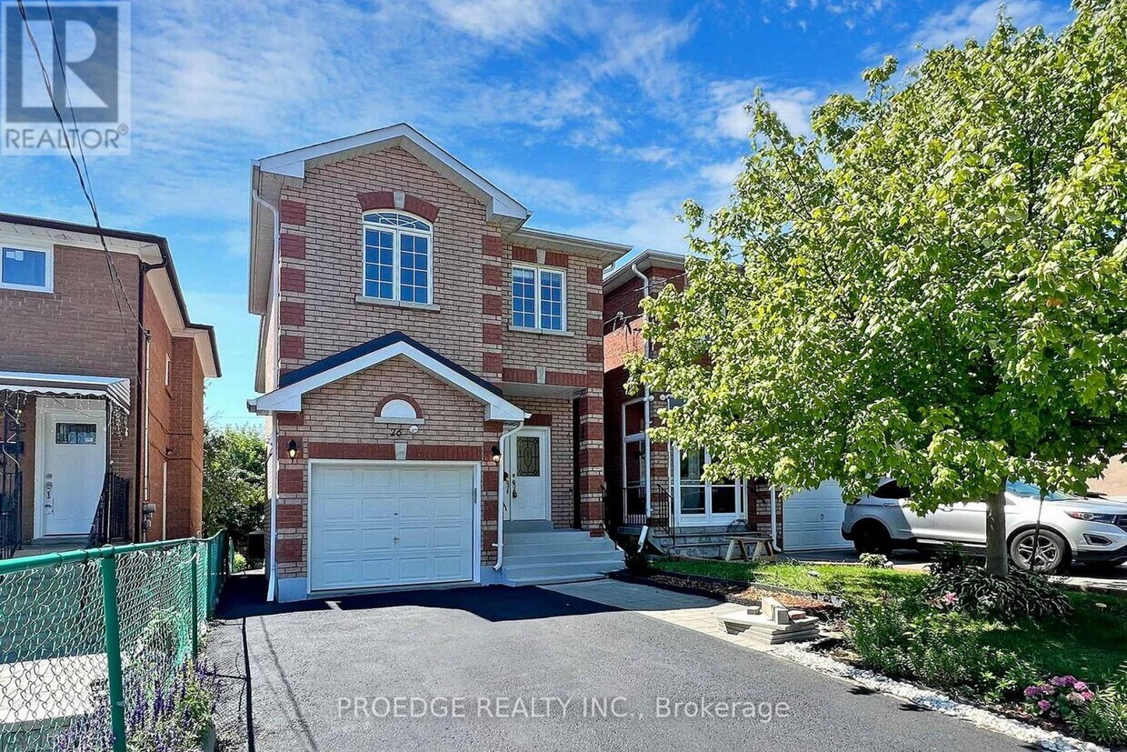 Primary Photo - 26 Aylesworth Ave
