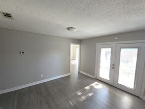 Building Photo - 14651 Via Del Norte Dr