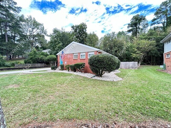 Foto del edificio - 1975 Kenwood Pl SE