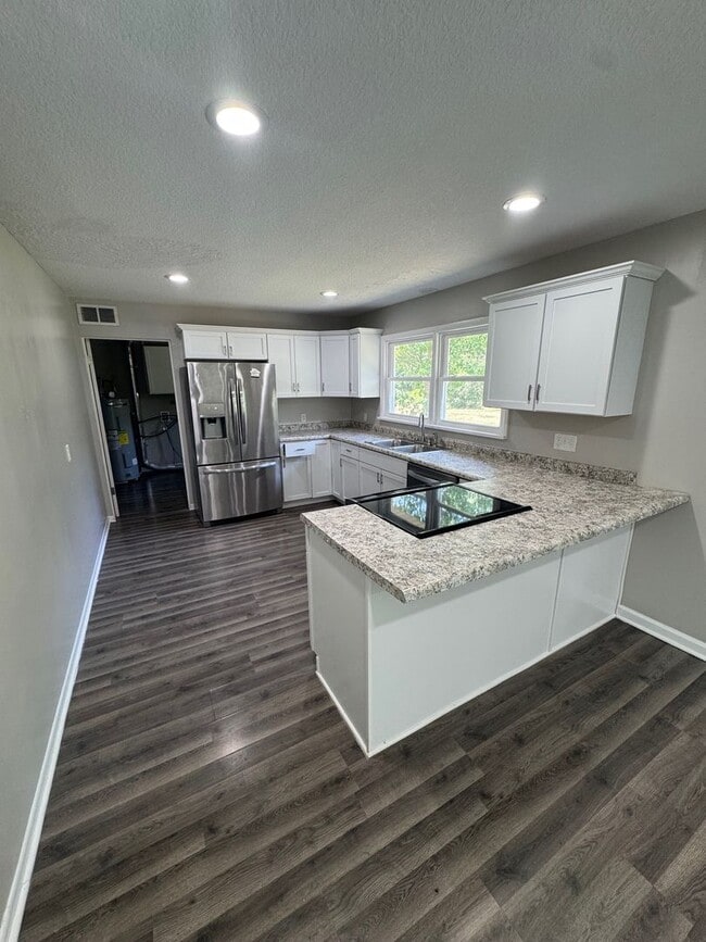 Building Photo - 5033 Ranch Rd