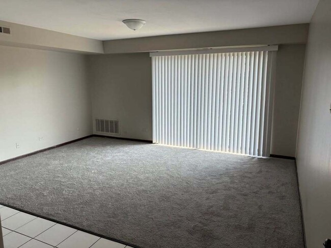 Foto del edificio - 16622 Theresa Ln