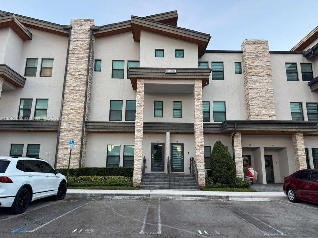 Foto principal - 10473 NW 82nd St