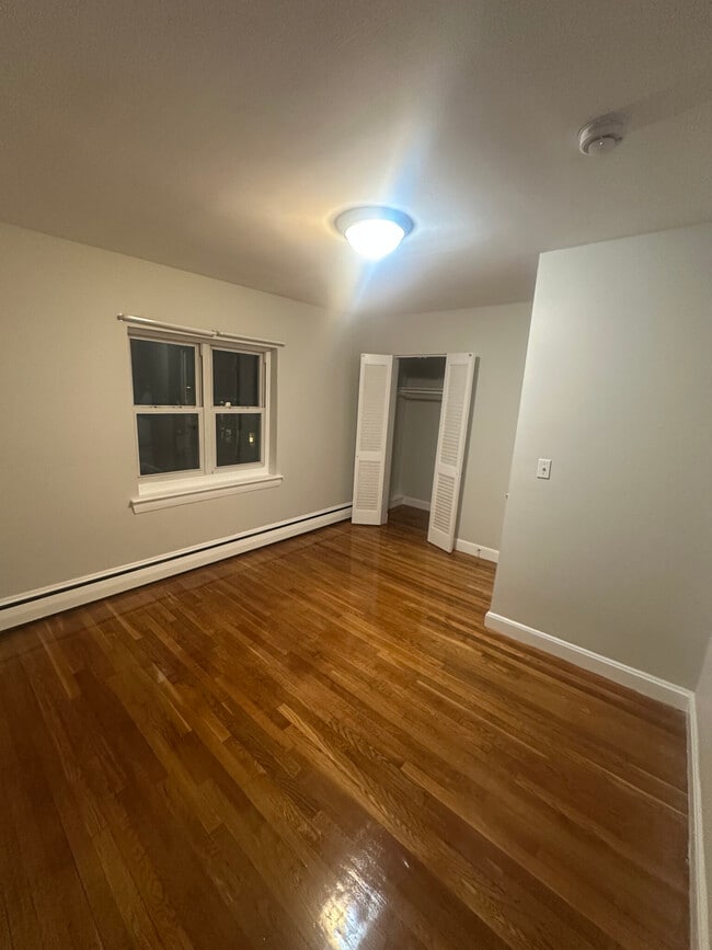 Foto del edificio - 63 Selkirk Rd