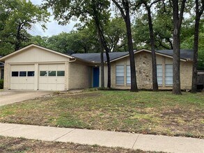 Building Photo - 5400 Holly Trail