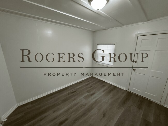 Foto del edificio - #450 - 914-916 Water St Duplex