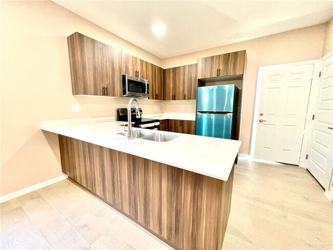 Foto del edificio - 3013 W Driftwood St