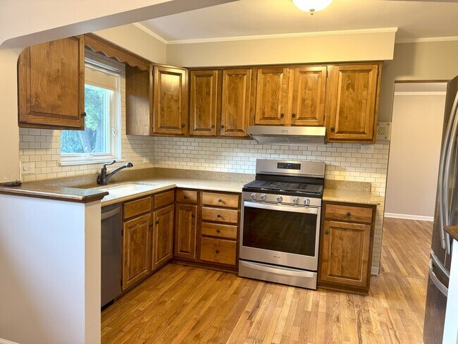 Foto del edificio - 4840 Prospect Ave