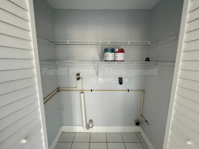 Foto del edificio - 717 SE 9th St