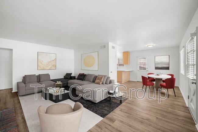 Foto del edificio - 375 Woodland Pl