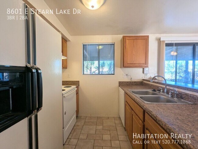 Foto del edificio - 8601 E Stearn Lake Dr