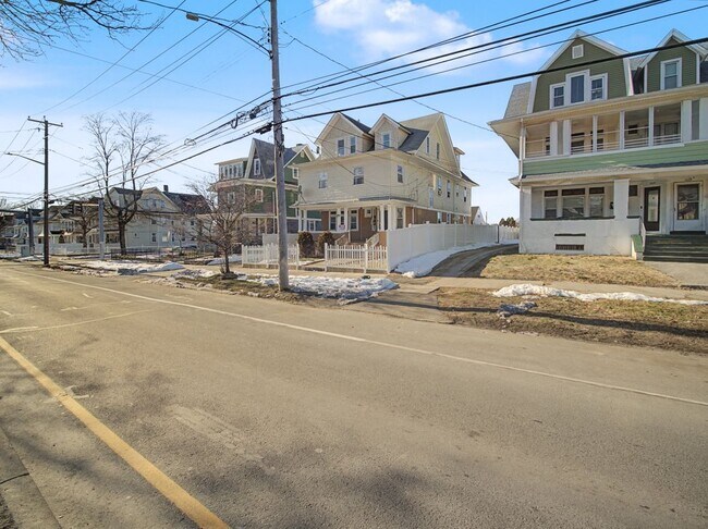 Foto del edificio - 1872 North Ave