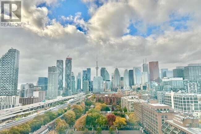 Photo du bâtiment - 35 Parliament St