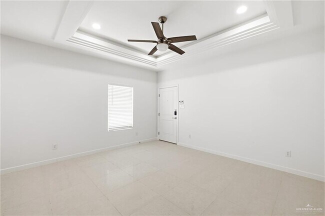 Foto del edificio - 1201 Waterfall Ave