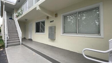 Building Photo - 3007 N Andrews Ave