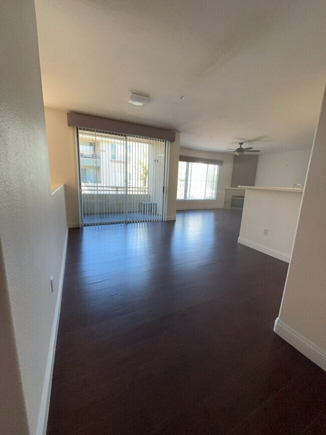 Foto del edificio - Resort Style Community, 2 Bed / 2 Bath / 1 Pvt. Garage, Apartment waiting for you!.