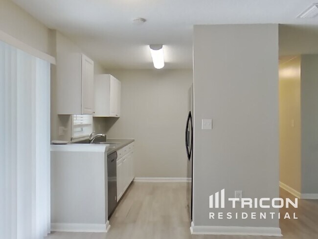Foto del edificio - 1227 Hamilton Ave