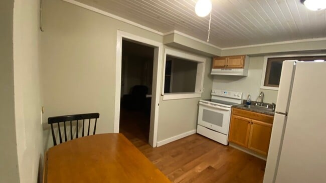 Building Photo - 139 Broadway