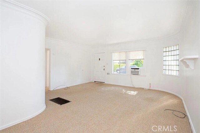 Building Photo - 506 N Parish Pl