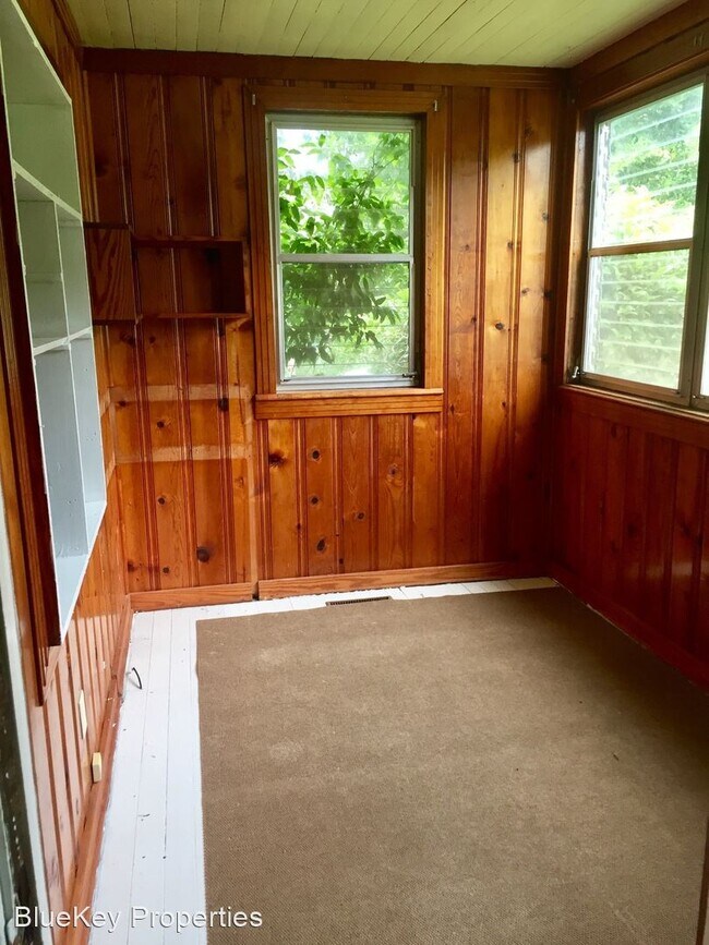 Building Photo - 2 br, 1 bath House - 516 Maple St