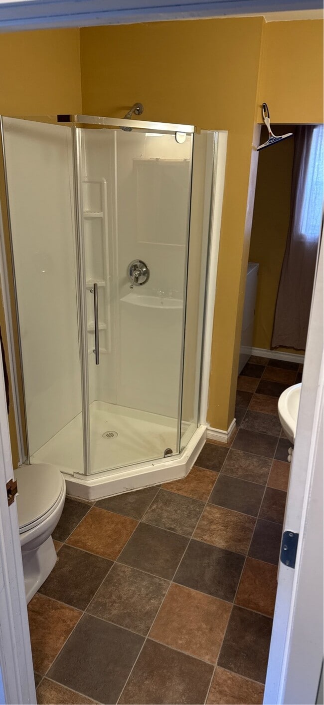 Photo du bâtiment - 1130 Main St N