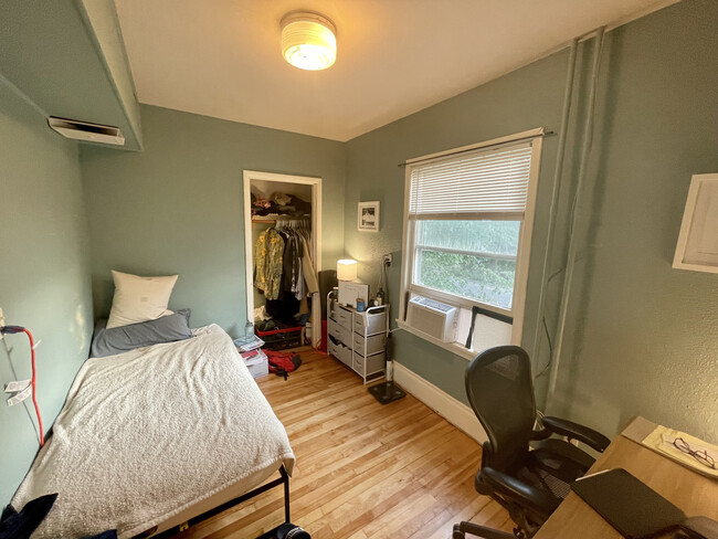 Room 2: $600, August 1 - July 31, 2025 - 2529 Pleasant Ave