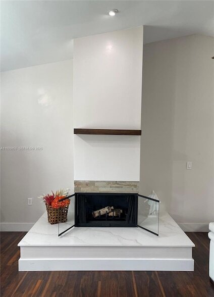 Foto del edificio - 13331 NW 10th St