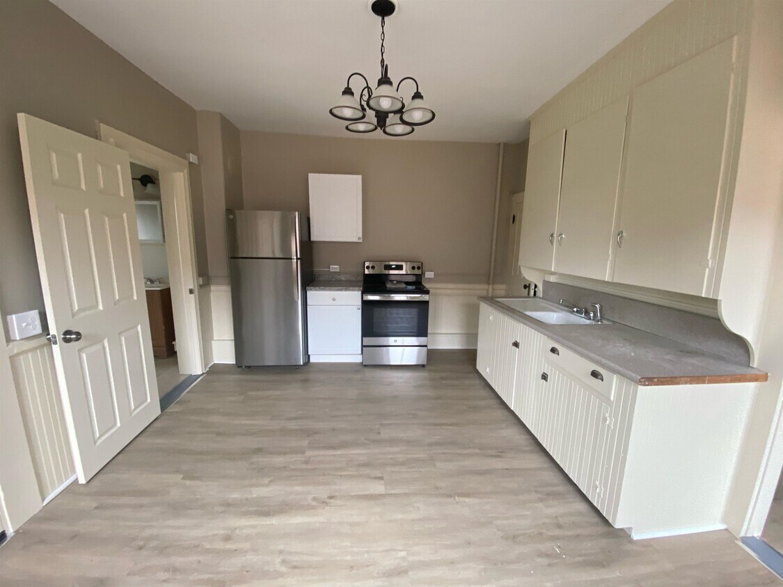 Foto principal - 39 Pleasant St