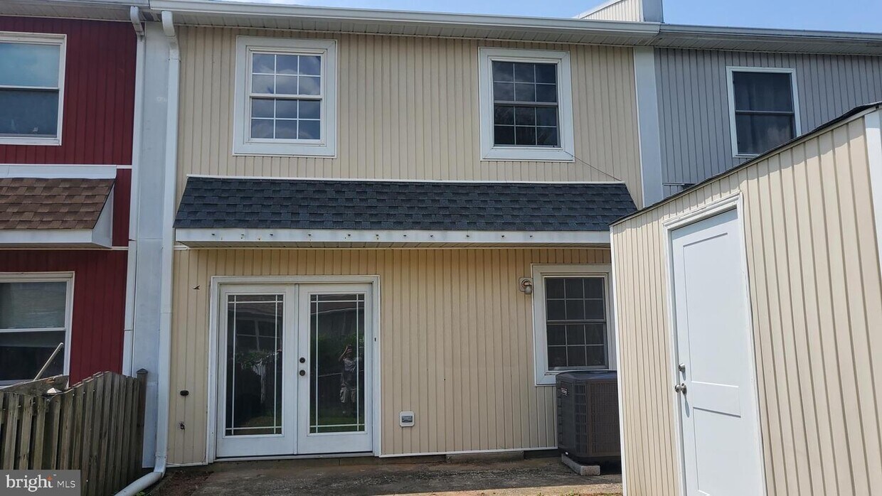 267 Hyacinth Ct, Quakertown, PA 18951 Townhome Rentals in Quakertown