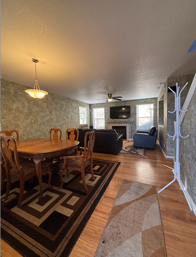 Foto del edificio - 3444 E 106th Ct