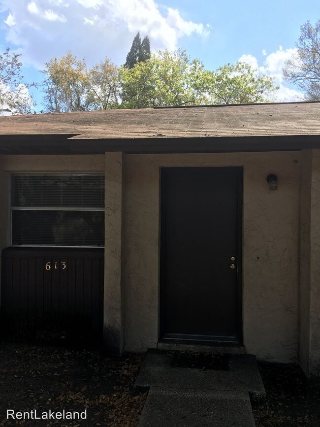 Building Photo - 613 S Westgate Ave