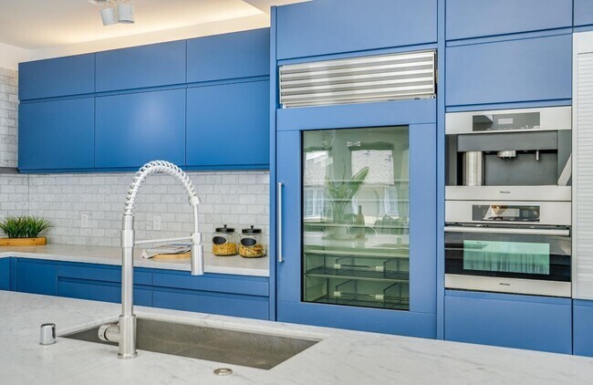 Foto del edificio - 2900 Pierce St