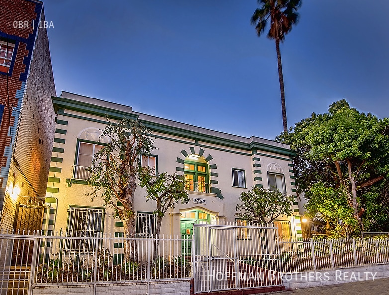 Building Photo - 2743 San Marino St