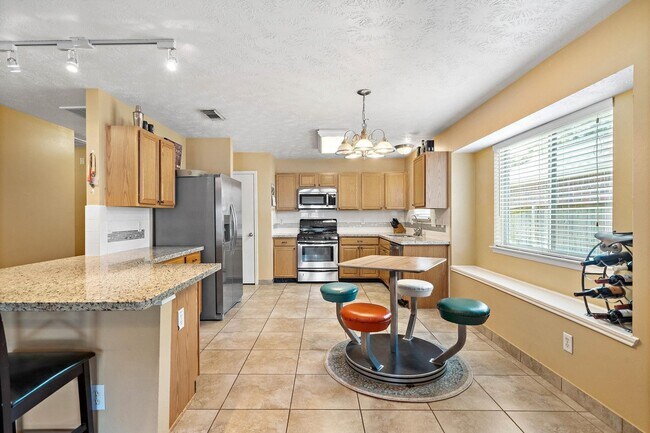 Foto del edificio - 18223 Lundar Ln