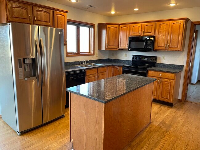Building Photo - 18250 Black Forest Rd