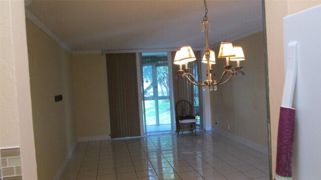 Foto del edificio - 3321 NW 47th Terrace