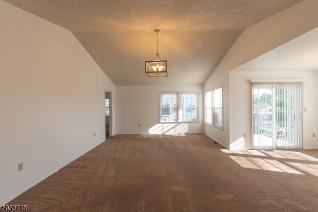 Building Photo - 59 Yorkshire Dr