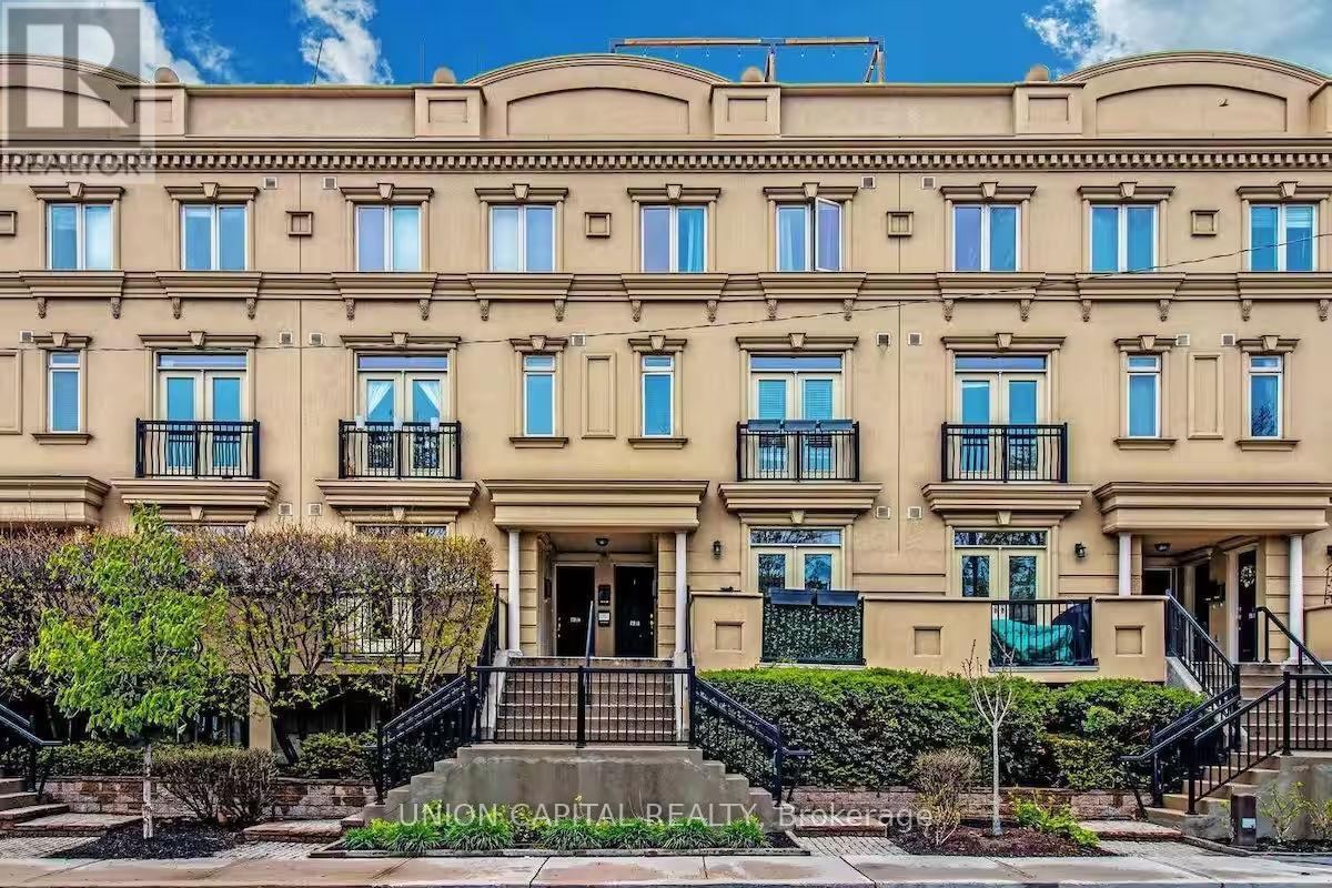 Photo principale - 60-T60 Carr St