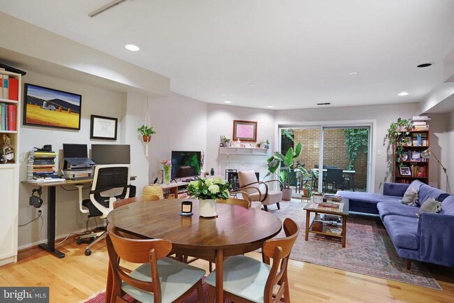 Foto del edificio - 3307 19th St NW