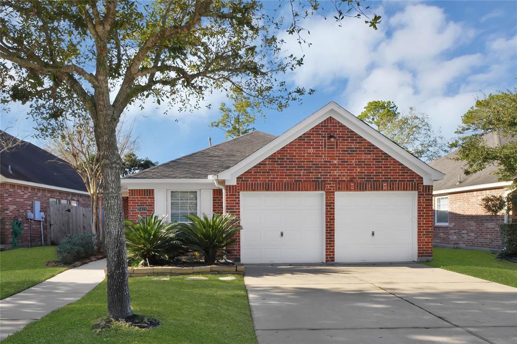 Primary Photo - 2411 Colonial Springs Ln