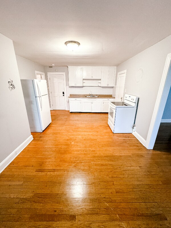 Building Photo - 20 Willington Ave