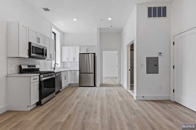 Building Photo - 189 Dayton Avenue Unit 105