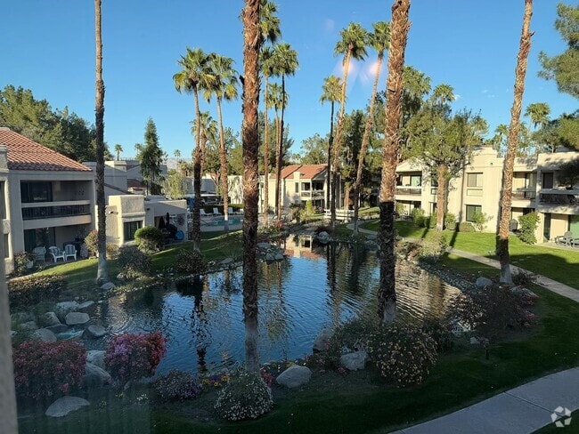 Building Photo - 35200 Cathedral Canyon Dr