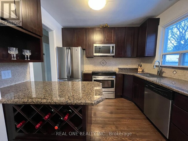 Building Photo - 134 Avondale Ave