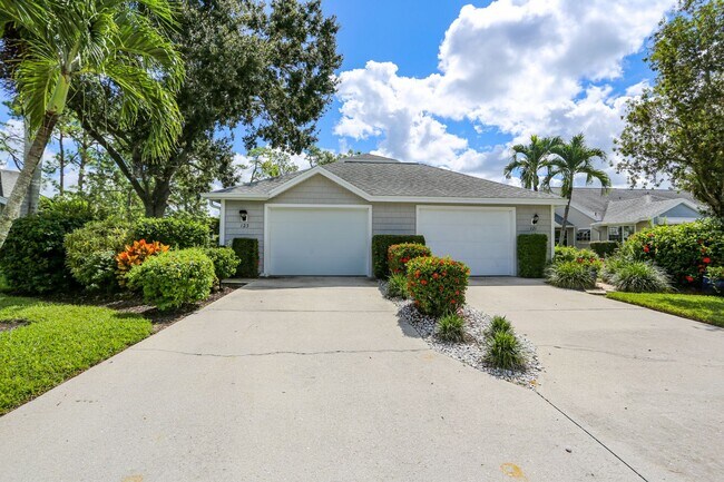 Foto del edificio - ***KINGS LAKE - 2 + DEN BED / 2 BATH***GAR...