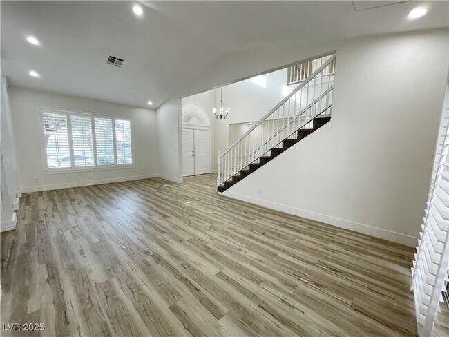 Foto del edificio - 7732 Crenshaw Way