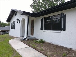Building Photo - 5526 S Bristol Terrace