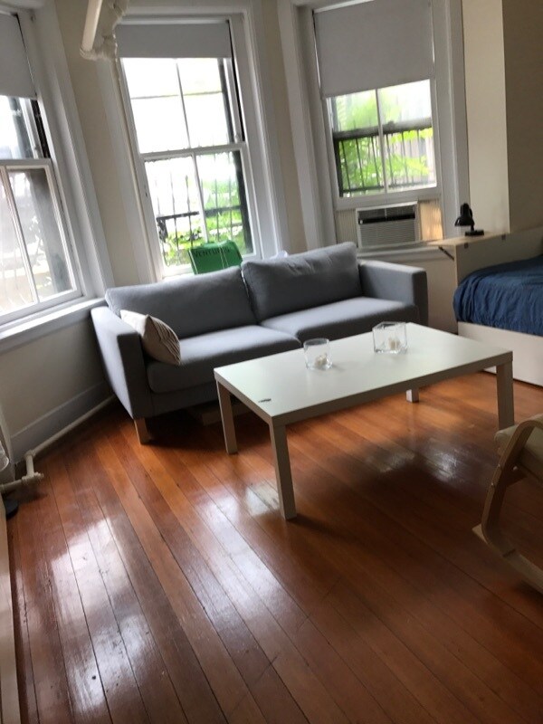 Building Photo - 455 Beacon St